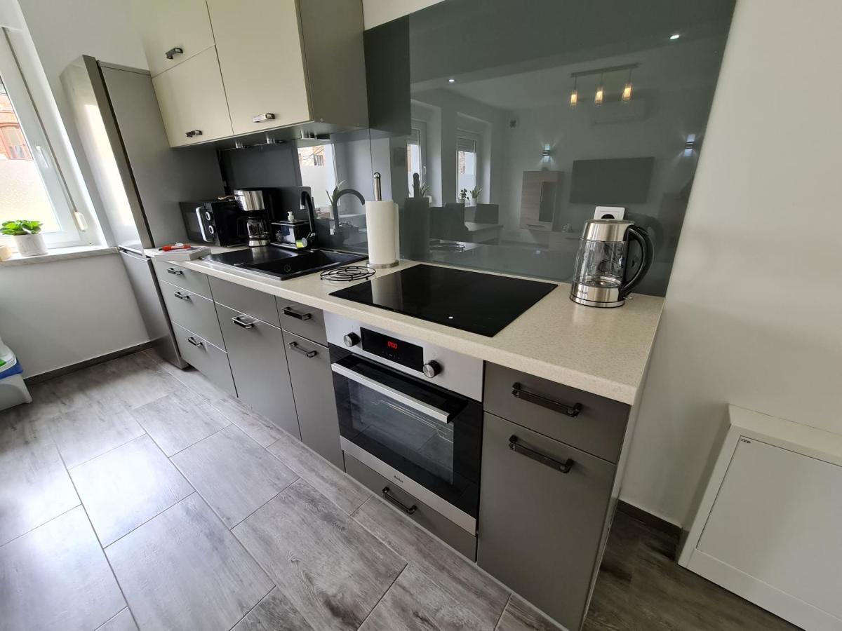 Apartament Ada Apartment Glogowek Ngoại thất bức ảnh
