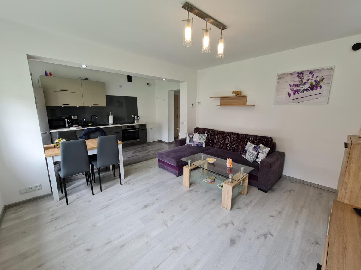 Apartament Ada Apartment Glogowek Ngoại thất bức ảnh